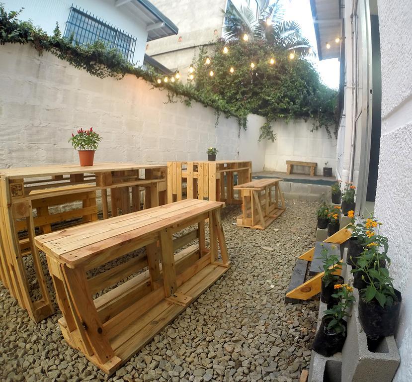 Blackpine Hostel Medellín Exteriér fotografie