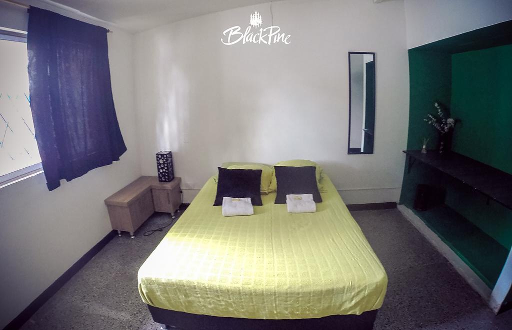 Blackpine Hostel Medellín Exteriér fotografie